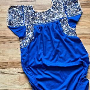 Vtg 70s OAXACAN Mexican Blue Multi beige gold floral Hand Embroidered Dress‎ L